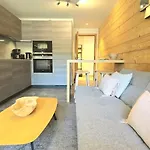 Apartment Modern Rochebrune In Out