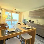 Modern Rochebrune In Out Apartment *